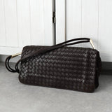 ボッテガ ヴェネタ イントレチャート レザー ショルダーバッグ ブラウン - NEWSED