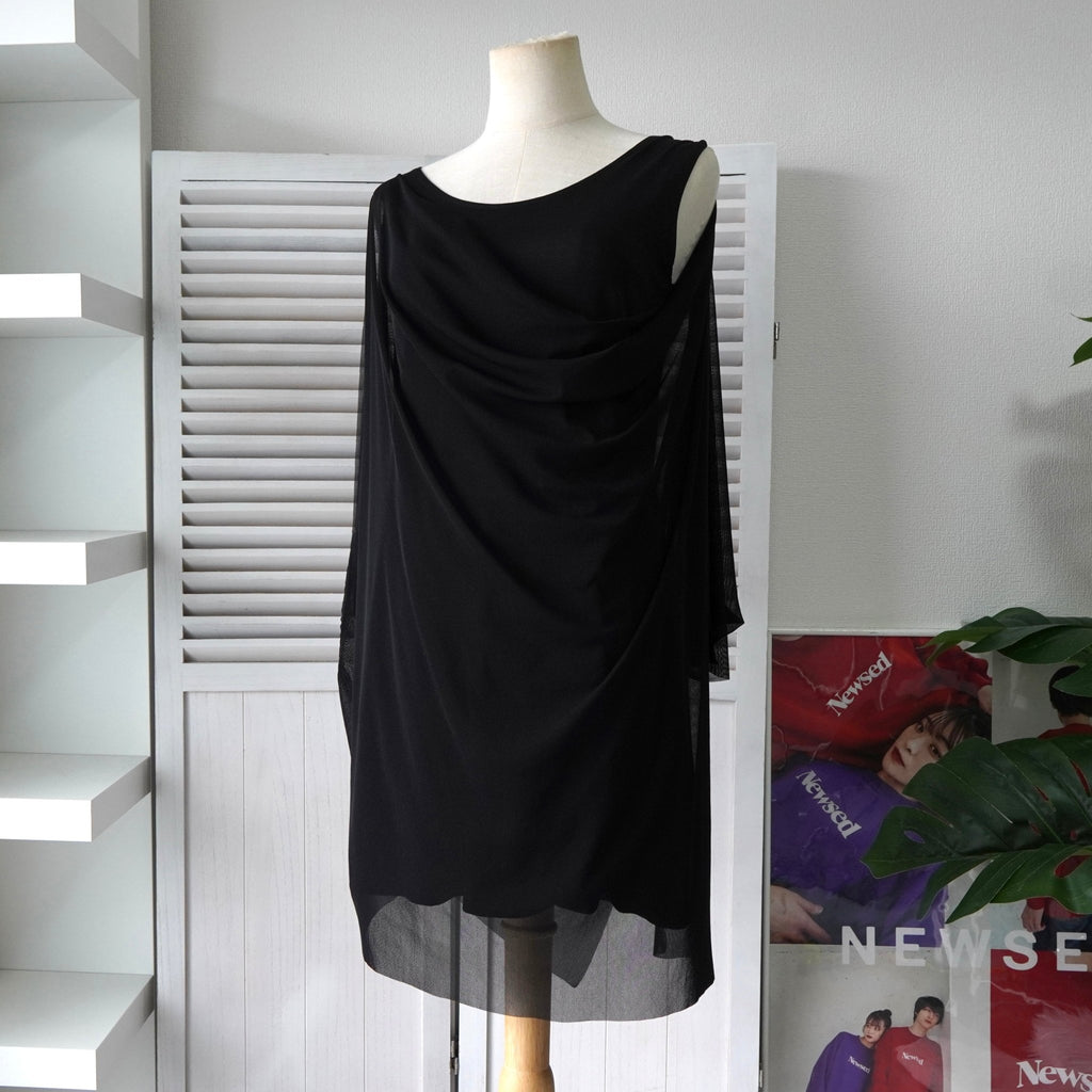 Issey Miyake 女士黑色多层薄纱无袖连衣裙