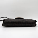 フェンディ ズッカ キャンバス/レザー ショルダーバッグ ブラウン - NEWSED