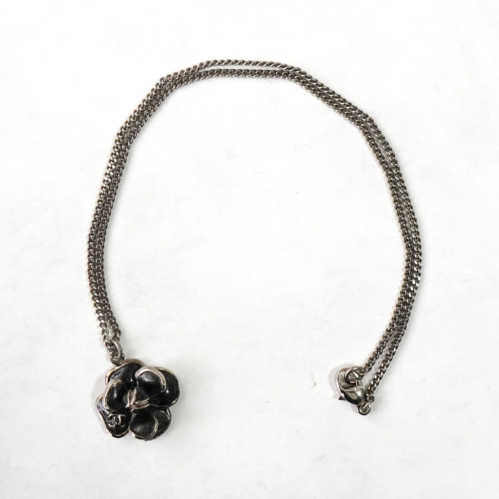 シャネル カメリア ココマーク ネックレス シルバー / ブラック