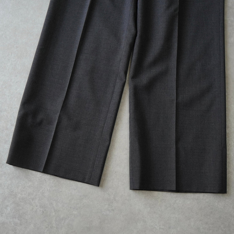 バーバリー ヴィンテージ ツータック ウール スラックス グレー - NEWSED