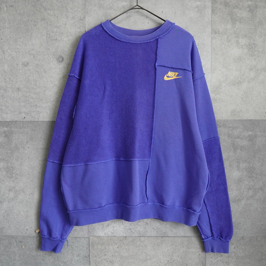 Nike 紫色徽标拼贴运动衫
