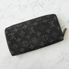 Louis Vuitton Monogram 牛仔拉链钱包 长款钱包 圆形拉链 黑色