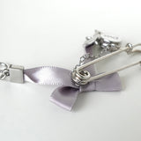 クリスチャン ディオール ストールピン ブローチ パープル ノベルティ グレー シルバー - NEWSED