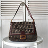 Fendi Mamma Bucket Zucca Pile 单肩包 棕色