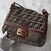 Fendi Mamma Bucket Zucca Pile 单肩包 棕色