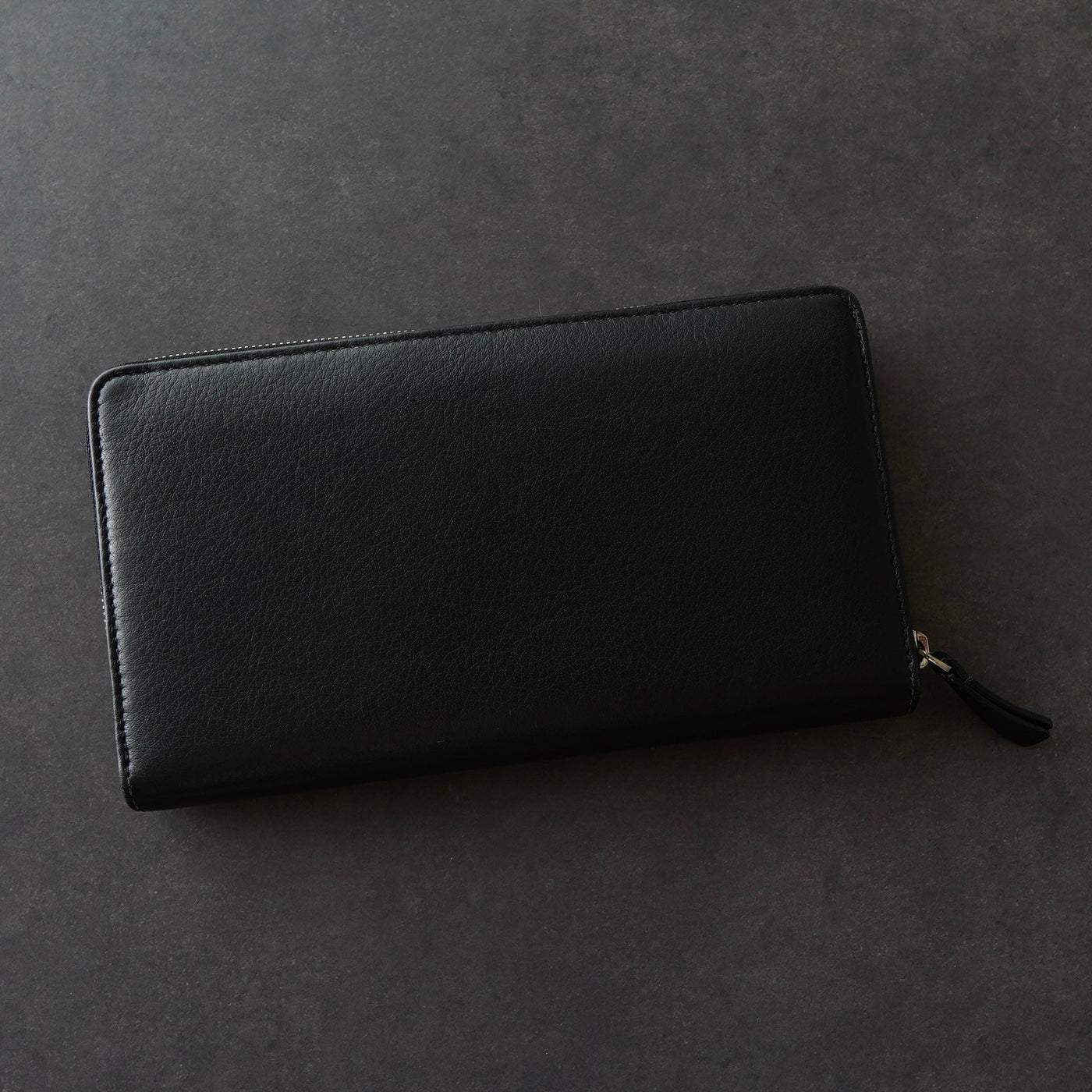 ✨未使用保管品✨　バレンシアガ　長財布　BB BBロゴ　ラウンドジップ　黒 バレンシアガ ロゴ レザー ラウンドジップ 長財布 ブラック 箱