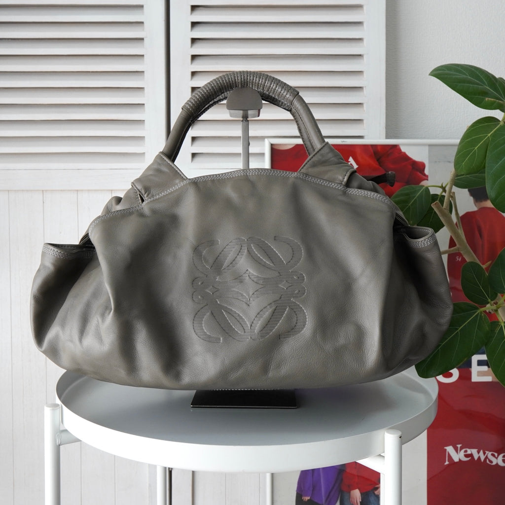 ロエベ ナッパアイレ レザー ハンドバッグ グレー