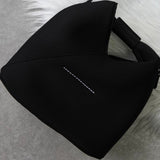 メゾンマルジェラ エムエムシックス メッシュ ジャパニーズバッグ ハンドバッグ ショルダーバッグ ブラック - NEWSED