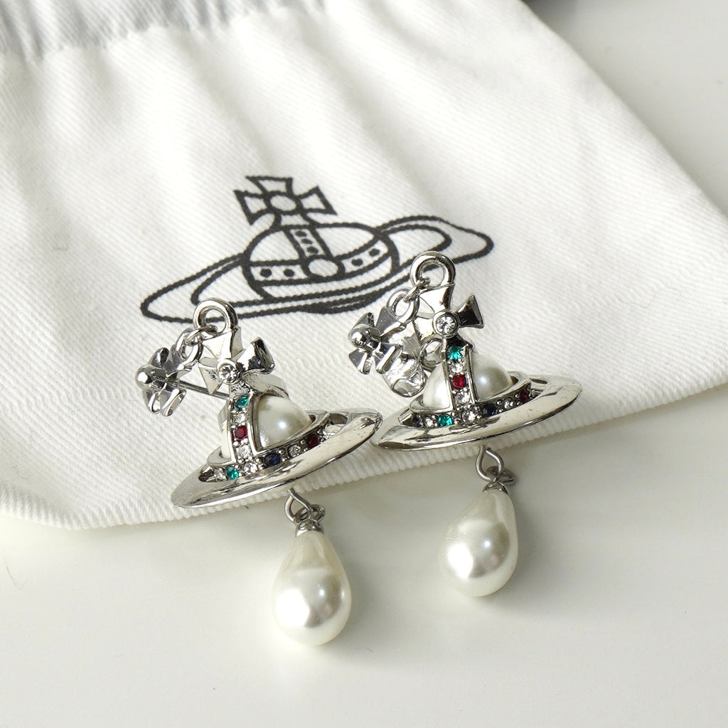 ヴィヴィアン ウエストウッド オーブ フェイクパール ラインストーン シルバー ピアス 保存袋付き