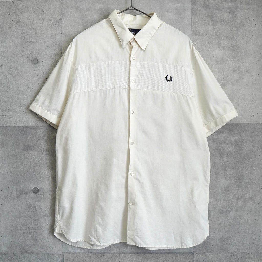 Fred Perry logo embroidered, mixed material short-sleeved shirt, ivory