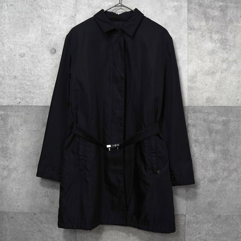 プラダ ナイロン 中綿 ステンカラーコート ブラック ウエストベルト
