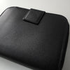 プラダ トライアングルロゴ サフィアーノレザー ラウンドジップ コンパクトウォレット 二つ折り財布 ブラック