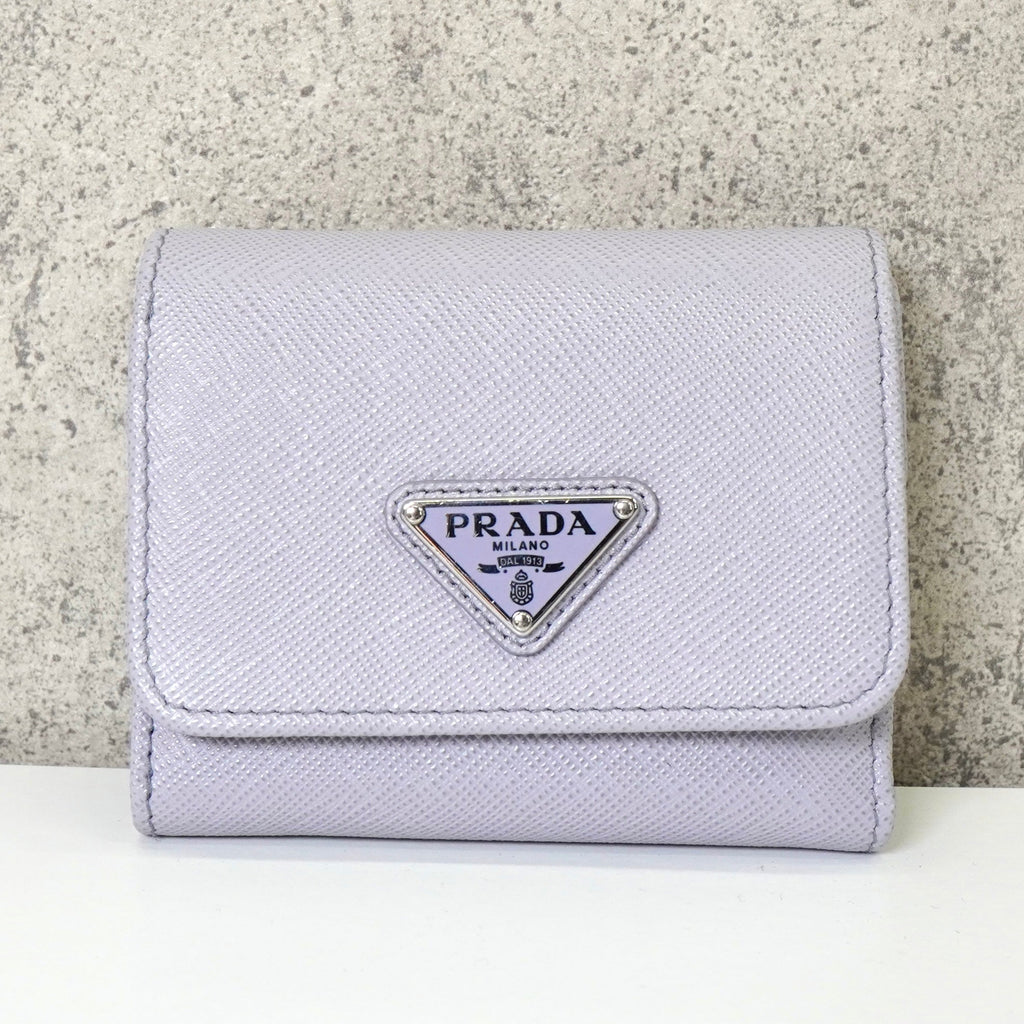 プラダ トライアングルロゴ サフィアーノレザー 二つ折り財布 パープル