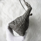 ボッテガ ヴェネタ イントレチャート レザー がま口 ハンドバッグ グレー - NEWSED