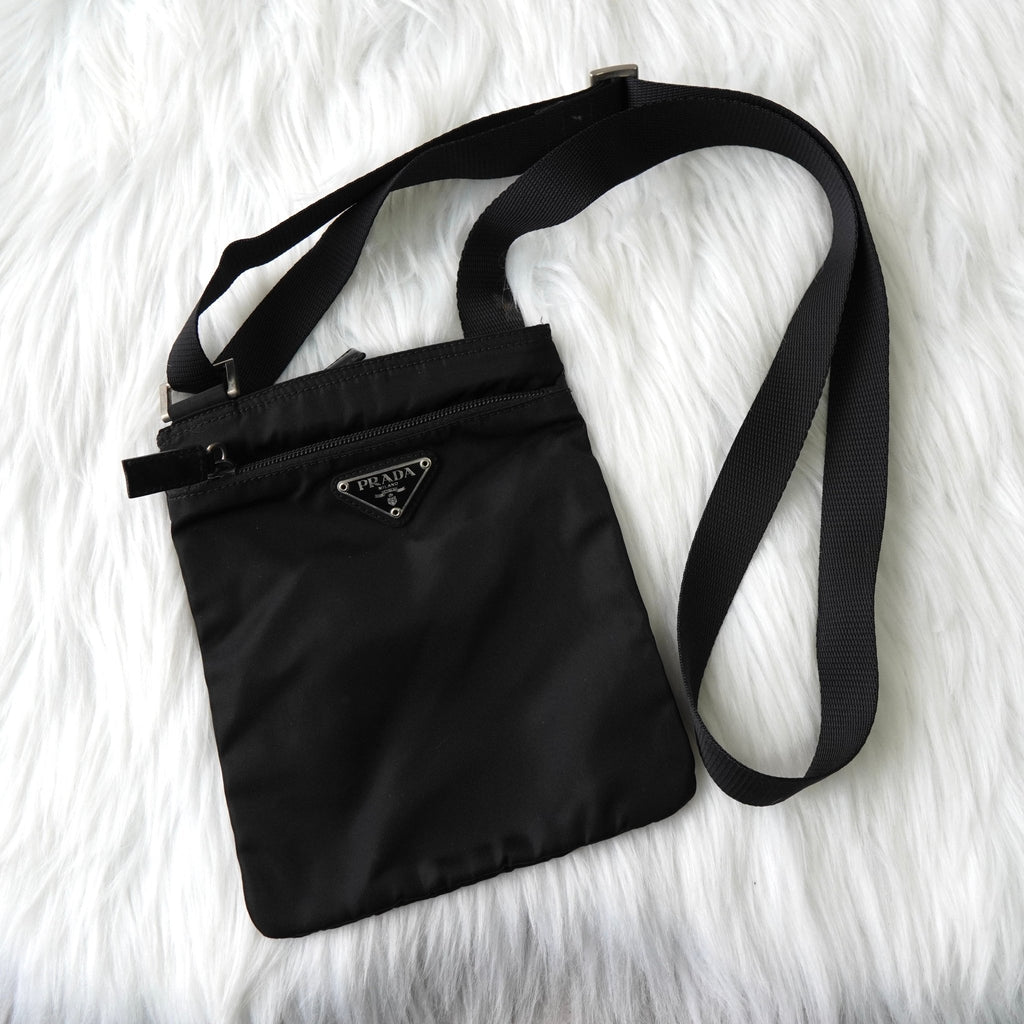プラダ ポコノ テスート ナイロン ミニ ショルダーバッグ ポシェット トライアングルロゴ ブラック