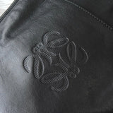 ロエベ アナグラム レザー ショルダーバッグ ポシェット ブラック - NEWSED