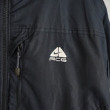 ナイキ エーシージー リバーシブル ボア ジャケット ナイロンジャケット ロゴ刺繍 ブラック - NEWSED