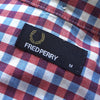 Fred Perry 徽标刺绣方格短袖衬衫（多色）