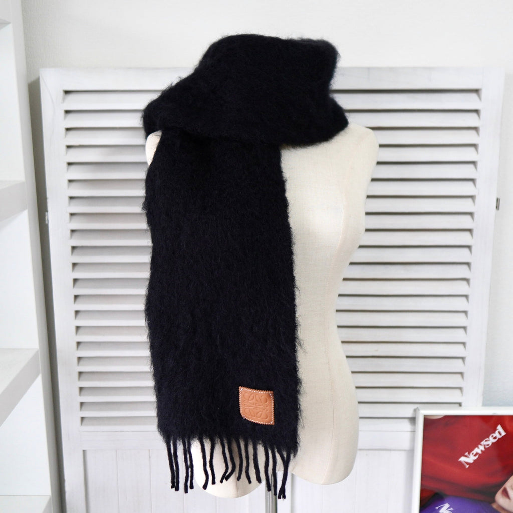 ロエベ アナグラム モヘア マフラー ブラック | ブランド古着を扱う