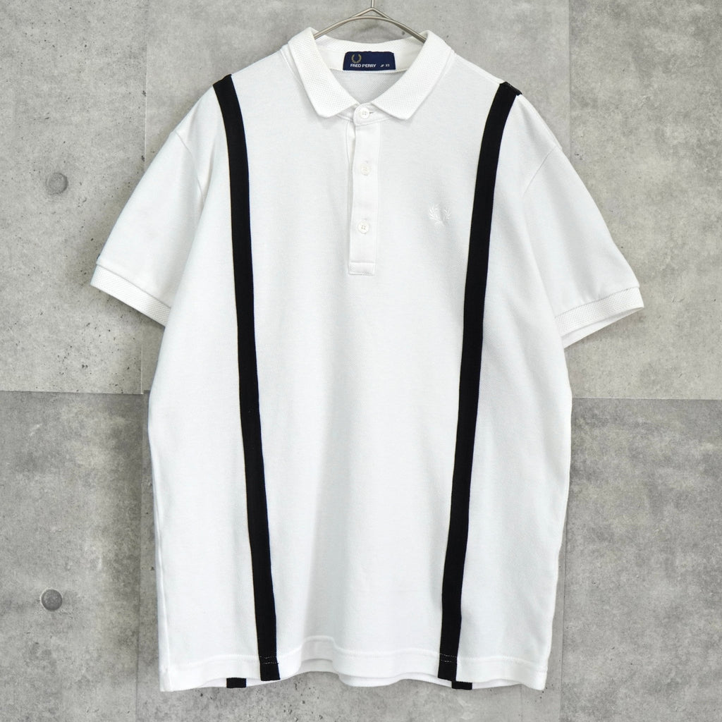 Fred Perry 徽标刺绣短袖 Polo 衫 白色/黑色