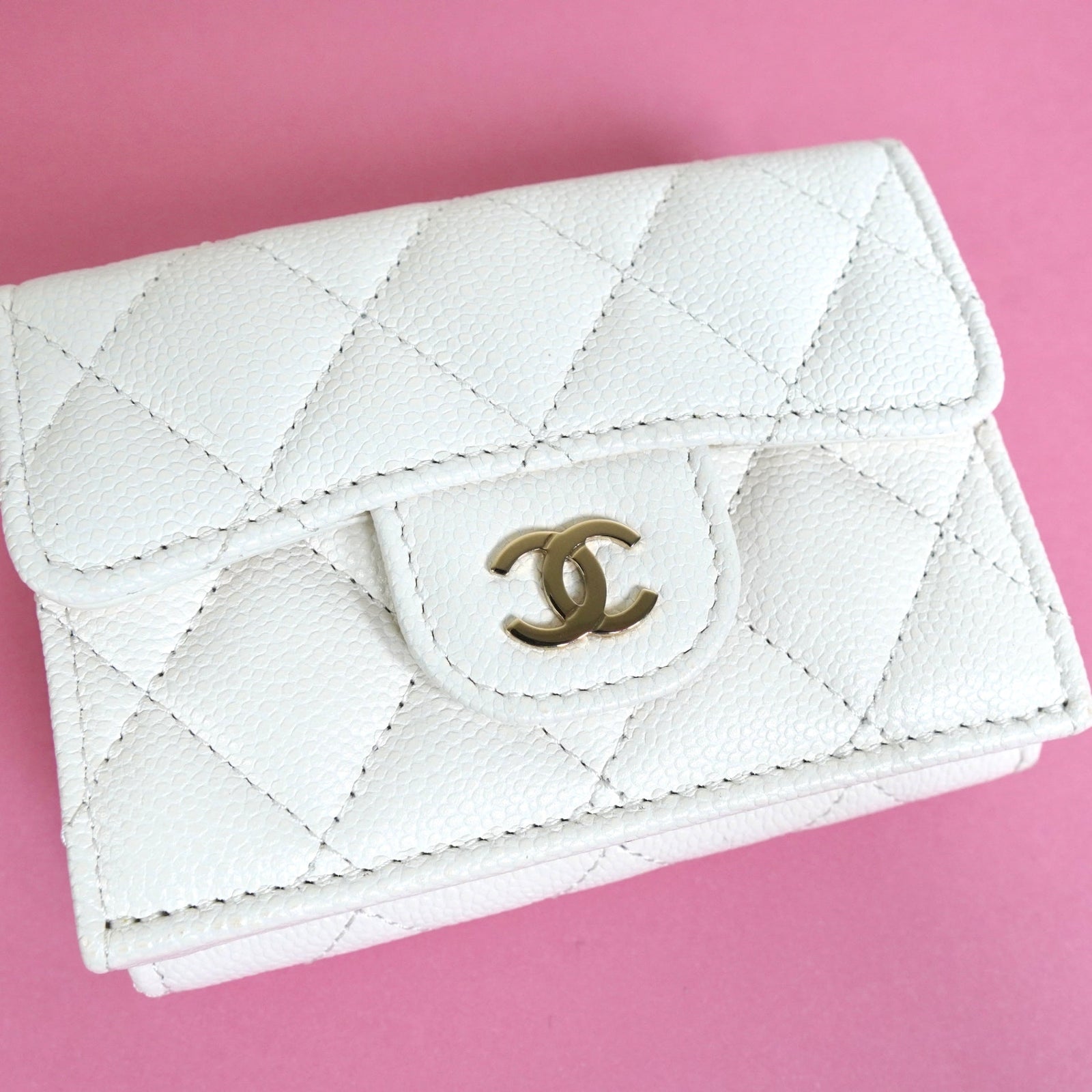 シャネル ココマーク マトラッセ キャビアスキン 三つ折り財布