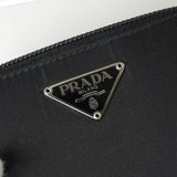 プラダ テスート ポコノ ナイロン トライアングルロゴ ラウンドファスナー 二つ折り財布 ブラック - NEWSED