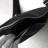 プラダ テスートナイロン / サフィアーノレザー トライアングルロゴ ショルダーバッグ ブラック - NEWSED