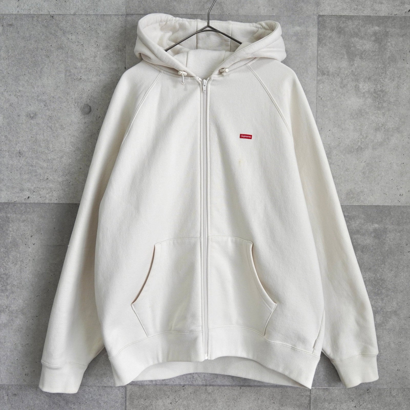 シュプリーム スモールボックスロゴ ジップアップフーディー パーカー