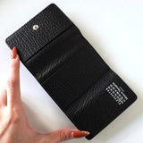 メゾン マルジェラ 四つタグ レザー 三つ折り財布 ブラック - NEWSED