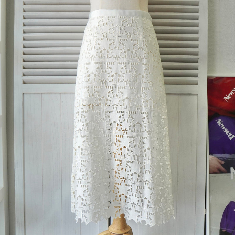 サカイ スター 星型 レース 台形 スカート ホワイト - NEWSED