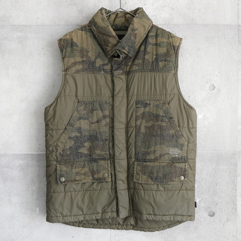 ステューシー ダウンベスト 迷彩柄  カモ柄 カーキ