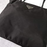 プラダ ポコノ テスート ナイロン トートバッグ カーキ - NEWSED