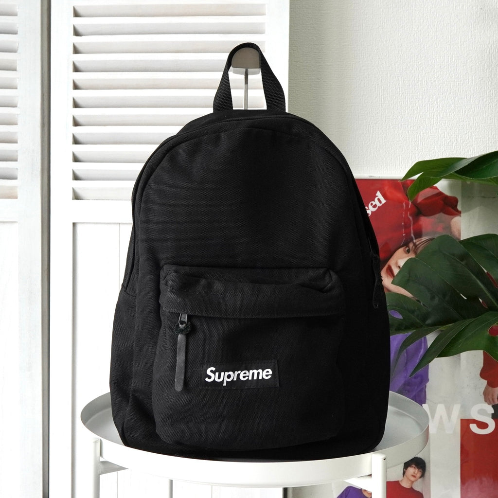黑色 Supreme 帆布背包