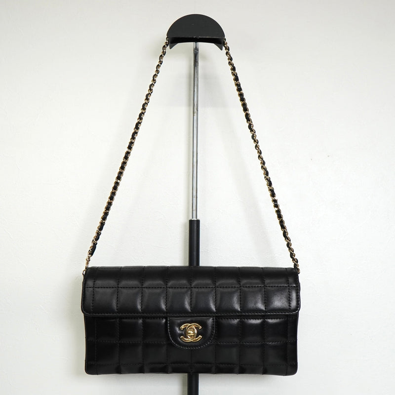 シャネル チョコバー ココマーク ターンロック チェーン セミショルダーバッグ ブラック - NEWSED