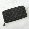 Louis Vuitton Monogram 牛仔拉链钱包 长款钱包 圆形拉链 黑色