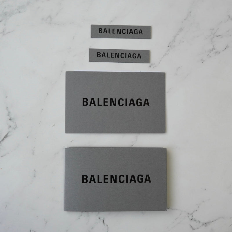 バレンシアガ エブリディ レザー 三つ折り財布 コンパクトウォレット ブラック - NEWSED