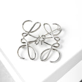 ロエベ アナグラム シルバー ブローチ 箱付き - NEWSED