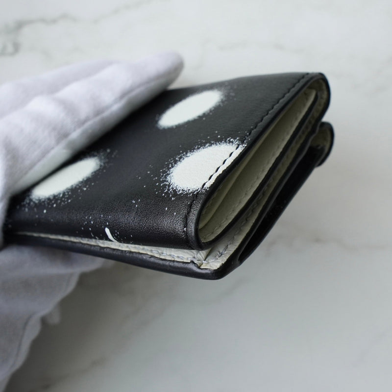 バレンシアガ ペーパーミニ レザー 三つ折り財布 コンパクトウォレット ブラック - NEWSED