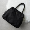 Prada 三角形徽标 Tessuto Pocono 尼龙黑色托特包