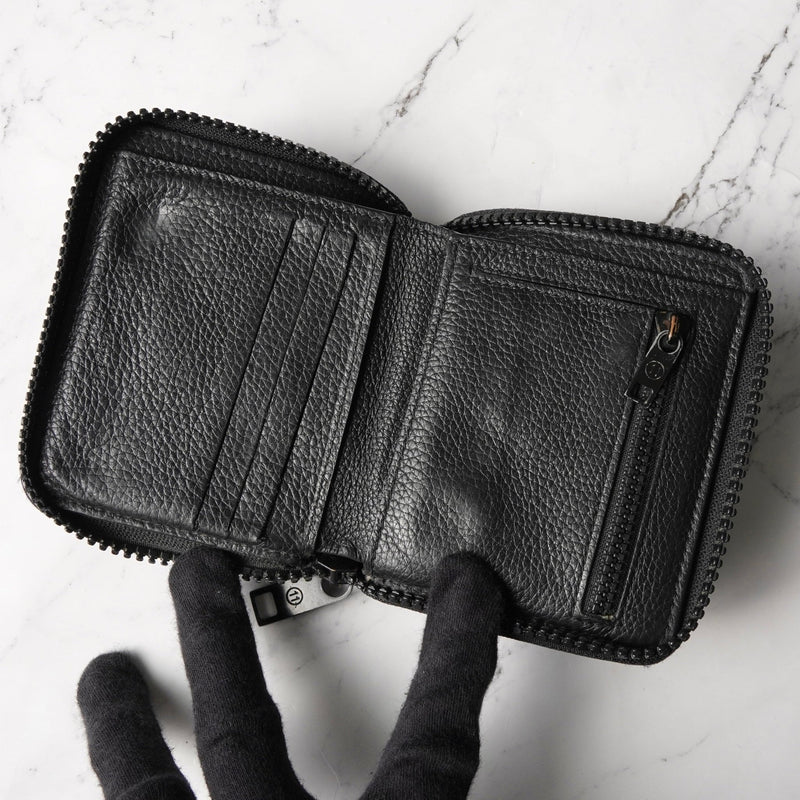 メゾン マルジェラ 四つタグ レザー ラウンドジップ コンパクトウォレット ブラック - NEWSED