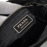 プラダ キルティング ポコノ テスート ナイロン サフィアーノ レザー ショルダーバッグ 三角プレート ブラック - NEWSED
