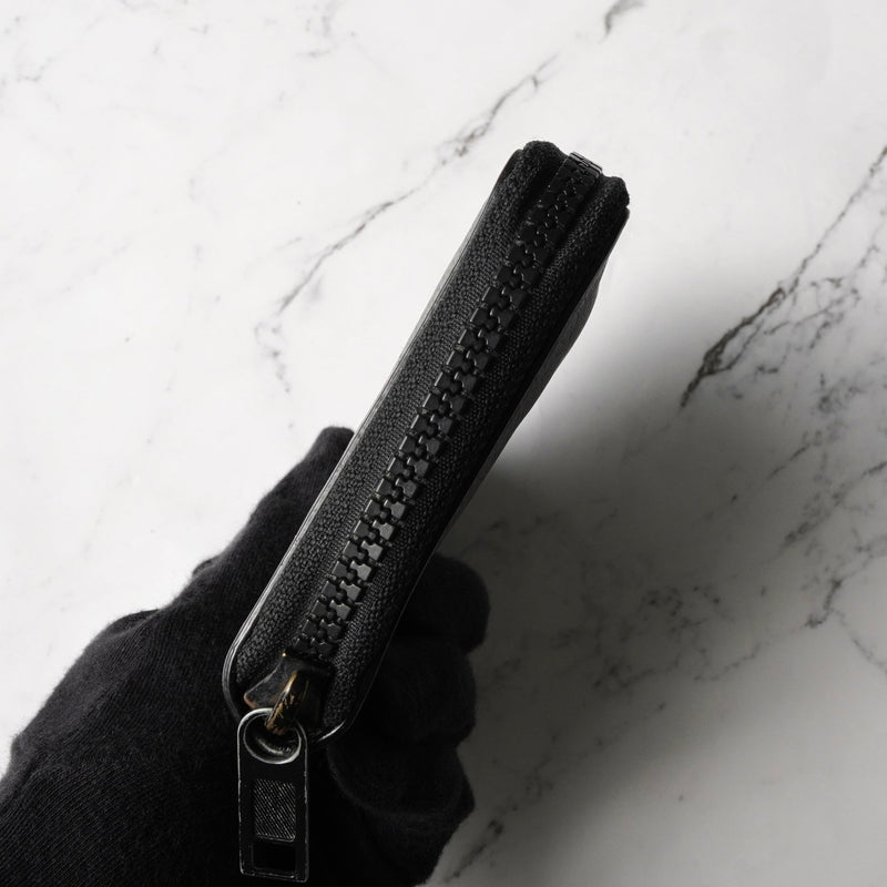 メゾン マルジェラ 四つタグ レザー ラウンドジップ コンパクトウォレット ブラック - NEWSED