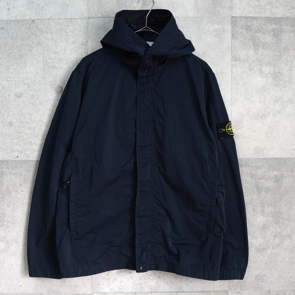 ストーン アイランド ナイロンジャケット ネイビー