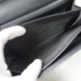 プラダ サフィアーノレザー トライアングルロゴ 二つ折り財布 ブラック - NEWSED