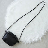 ロエベ ヴィンテージ アナグラム ナッパレザー ショルダーバッグ ポシェット ブラック - NEWSED