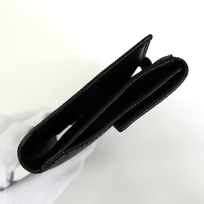 プラダ サフィアーノ レザー トライアングルロゴ 二つ折り財布 ブラック - NEWSED