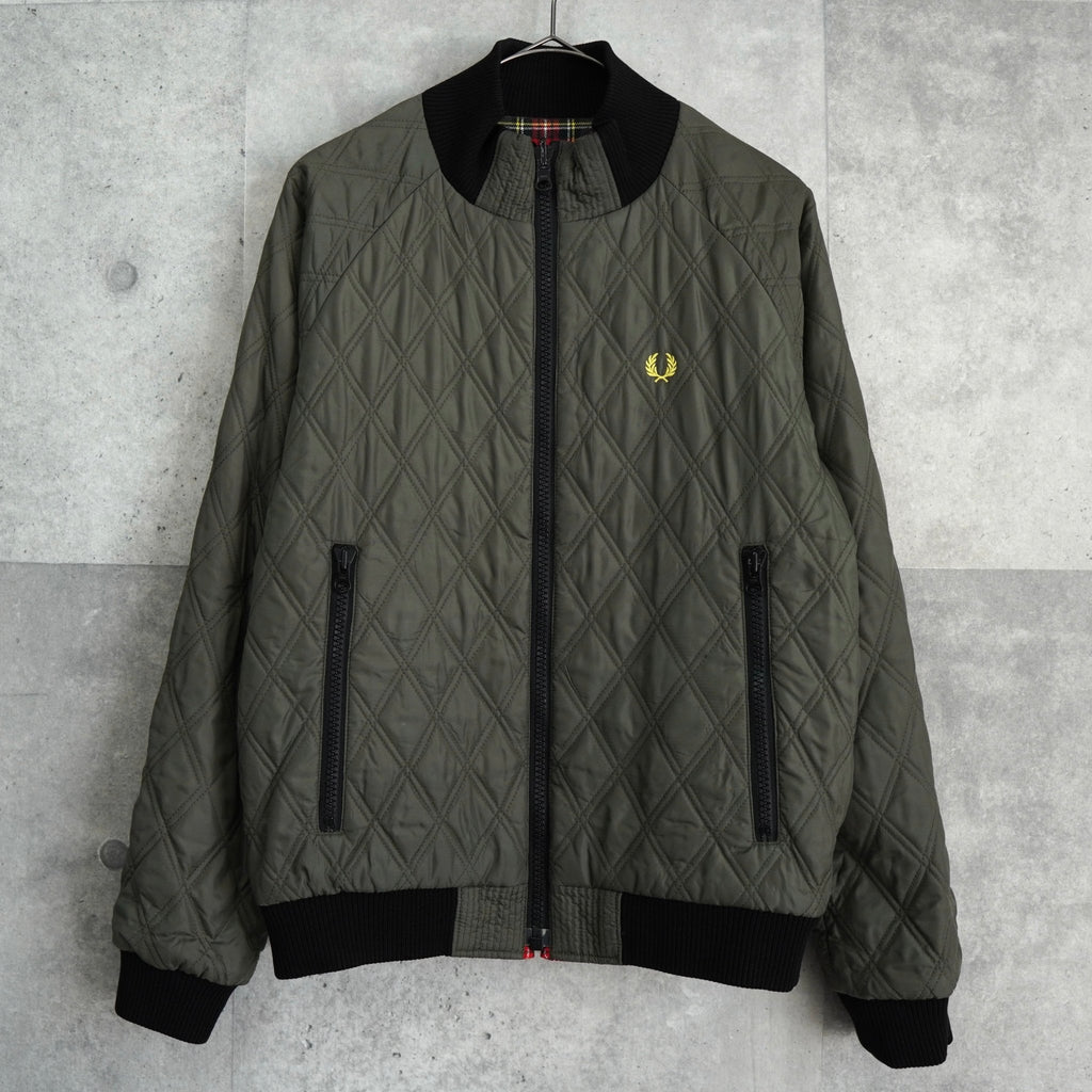 フレッドペリー リバーシブル ロゴ 刺繍 チェック柄 キルティングジャケット ブルゾン カーキ / グレー