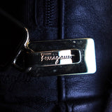 サルバトーレ・フェラガモ ダブル ガンチーニ ナッパレザー ワンショルダーバッグ ブラック - NEWSED