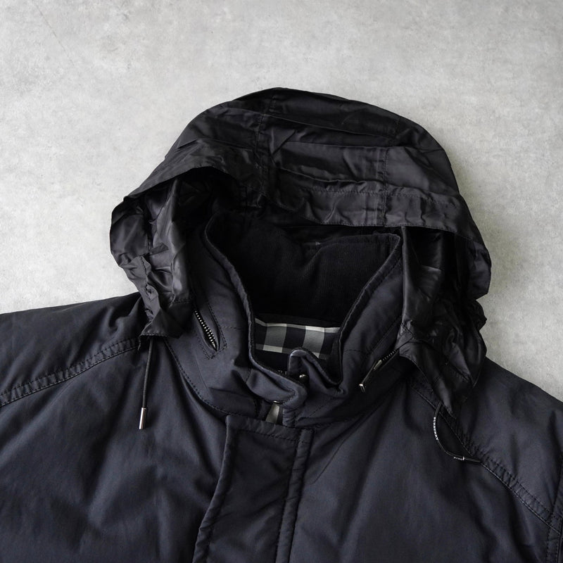 バーバリー ホースロゴ刺繍 ダウンジャケット ブラック - NEWSED